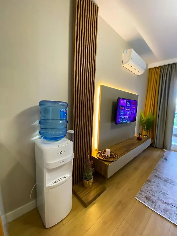Brand-New Elegant 1-Bedroom Apartment 이스탄불