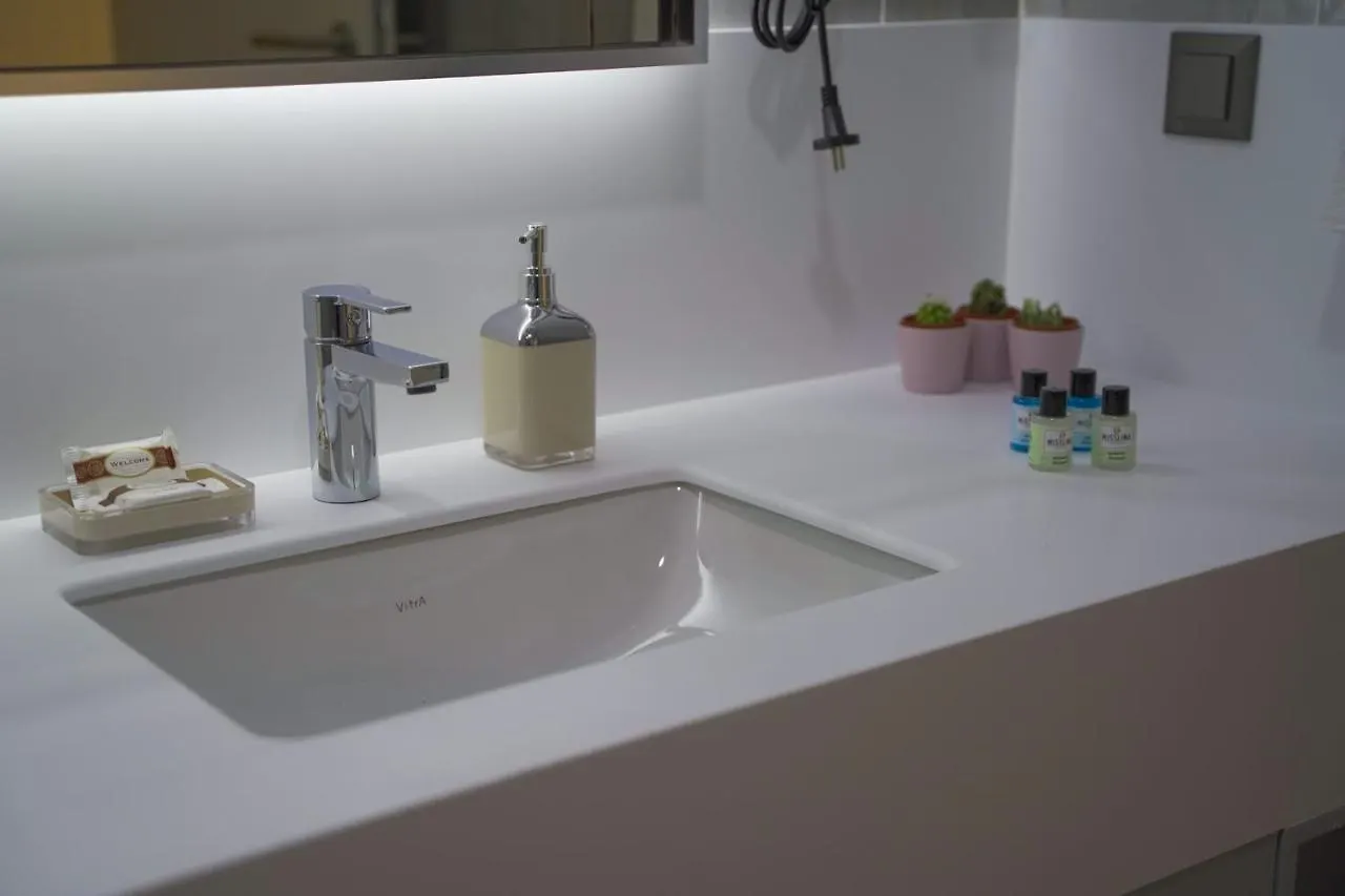 Brand-New Elegant 1-Bedroom Apartment 이스탄불