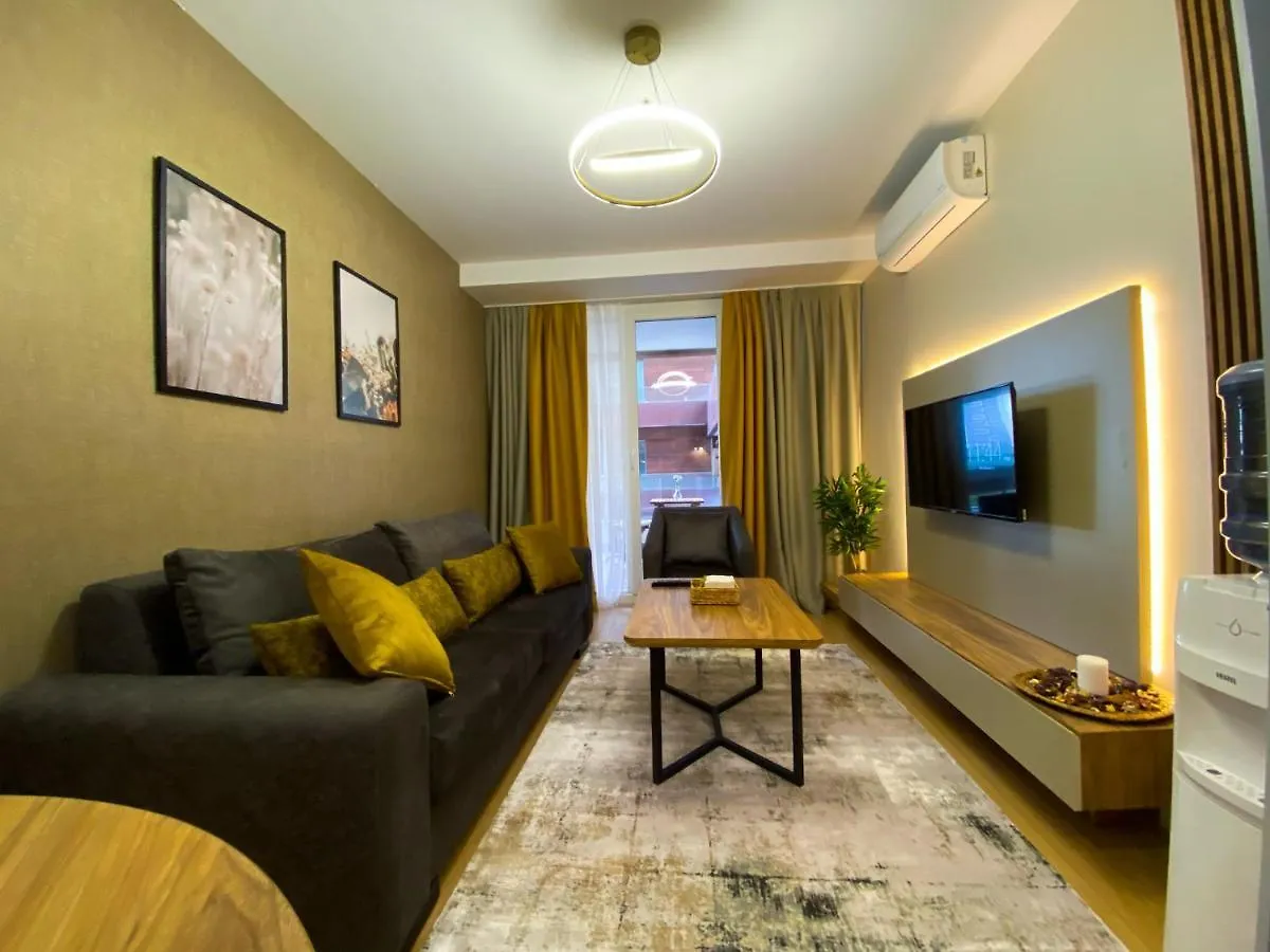 اسطنبول Brand-New Elegant 1-Bedroom Apartment