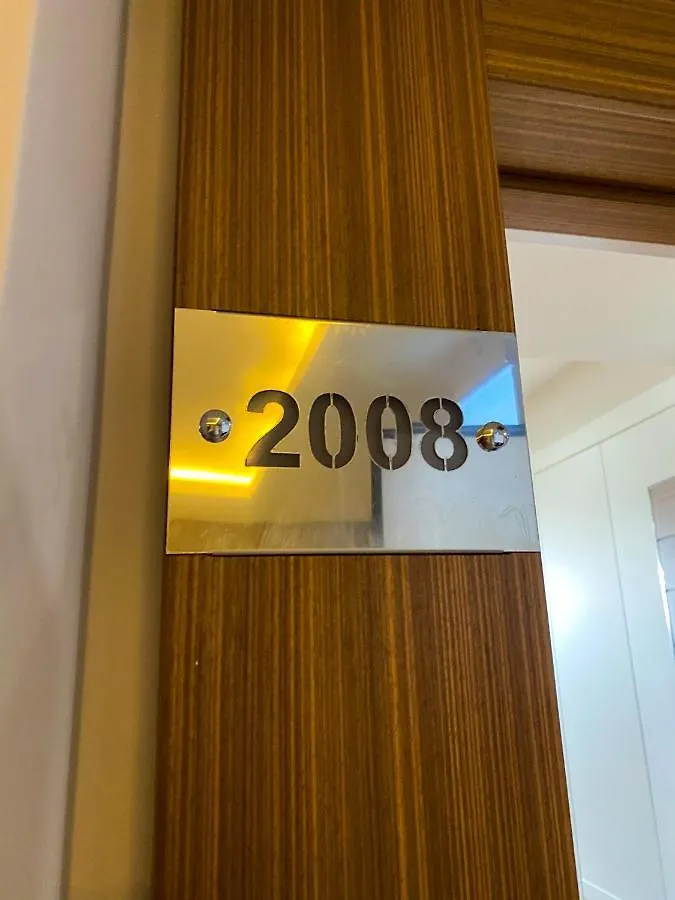 اسطنبول Brand-New Elegant 1-Bedroom Apartment تركيا