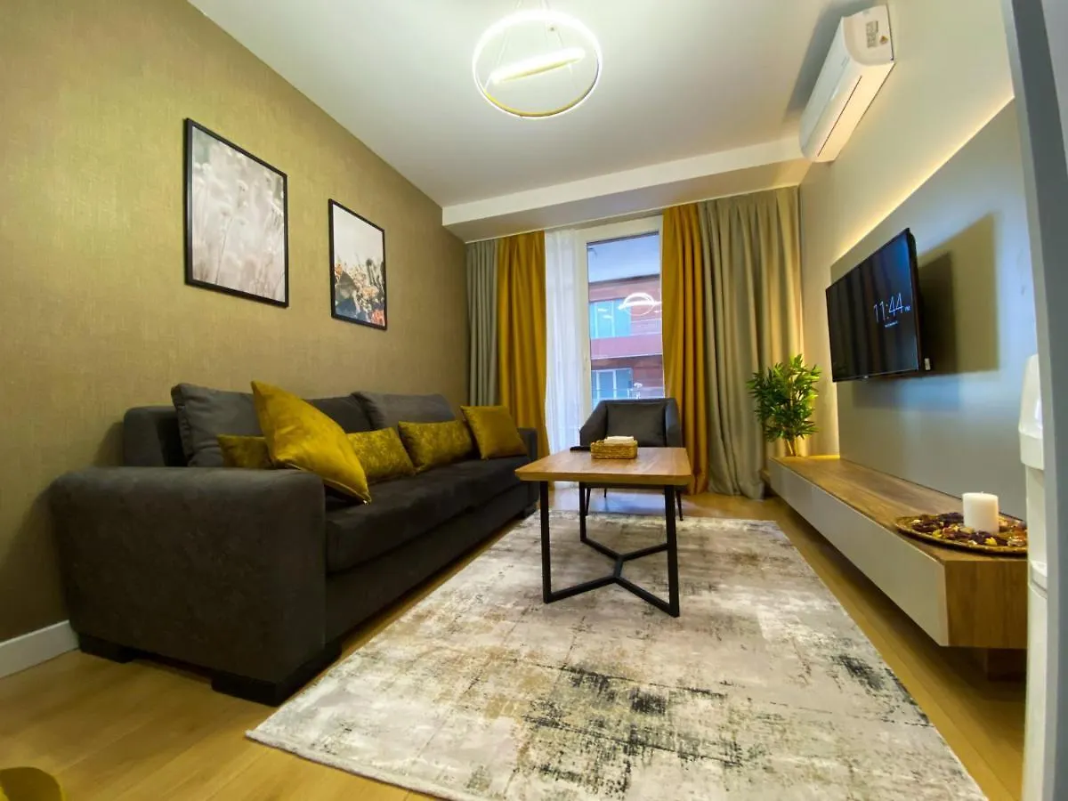 اسطنبول Brand-New Elegant 1-Bedroom Apartment